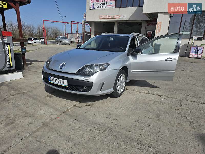 Универсал Renault Laguna 2011 в 