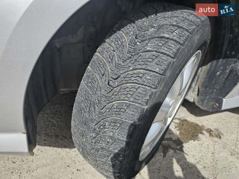 Універсал Renault Laguna 2011 в Рені