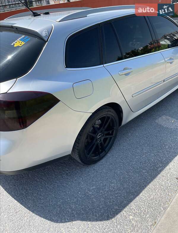 Універсал Renault Laguna 2011 в Кривому Розі