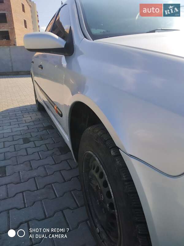 Лифтбек Renault Laguna 2001 в Староконстантинове фото 16 Лифтбек Renault Laguna 2001 в Староконстантинове