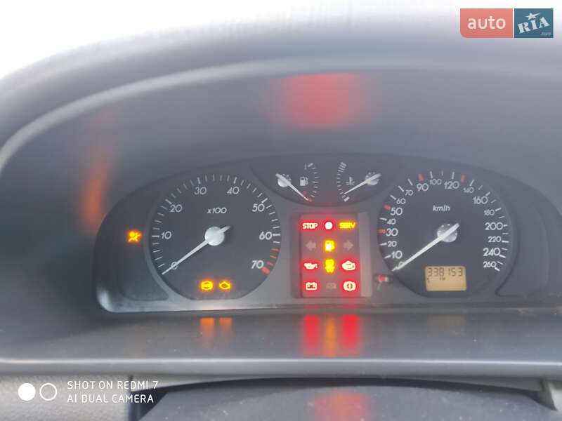 Лифтбек Renault Laguna 2001 в Староконстантинове фото 40 Лифтбек Renault Laguna 2001 в Староконстантинове