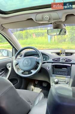 Лифтбек Renault Laguna 2005 в 