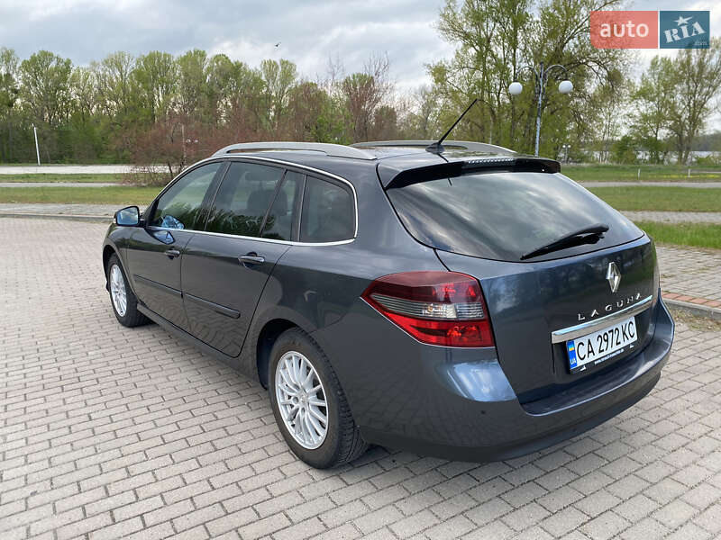 Універсал Renault Laguna 2011 в Каневі