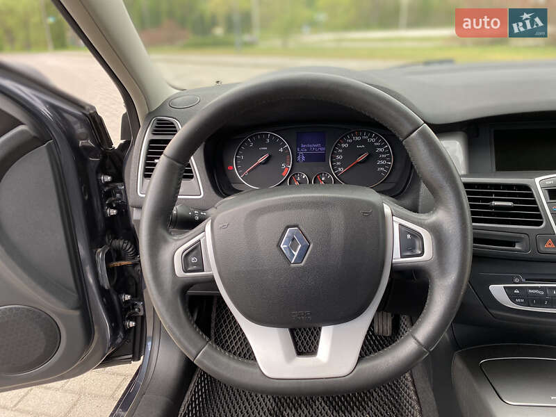 Універсал Renault Laguna 2011 в Каневі