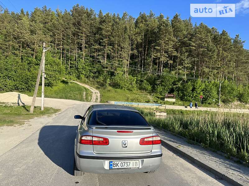 Ліфтбек Renault Laguna 2002 в Шумську фото 2 Ліфтбек Renault Laguna 2002 в Шумську