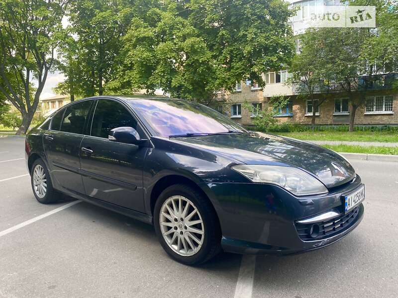 Ліфтбек Renault Laguna 2008 в Борисполі