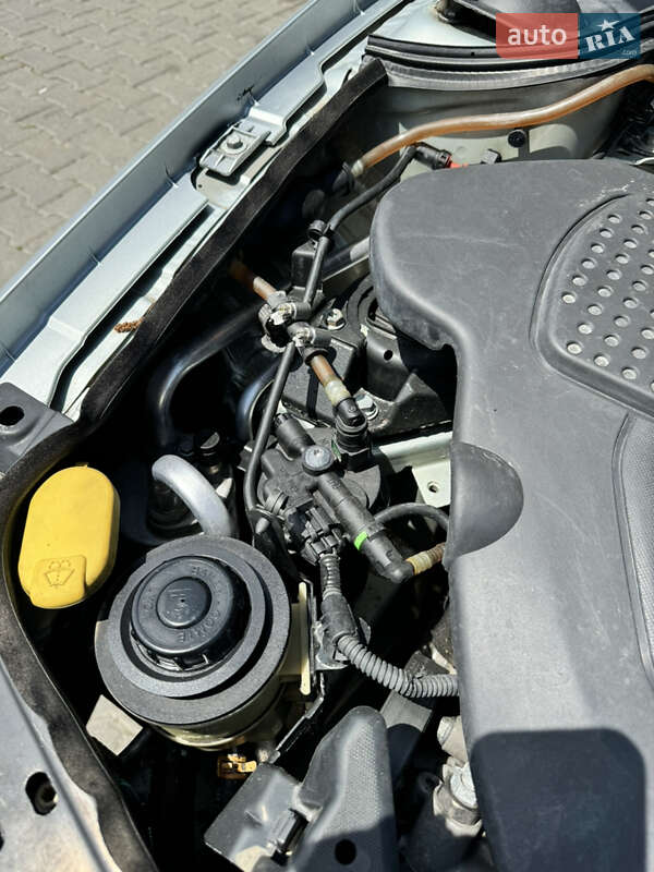 Лифтбек Renault Laguna 2001 в Черновцах фото 7 Лифтбек Renault Laguna 2001 в Черновцах