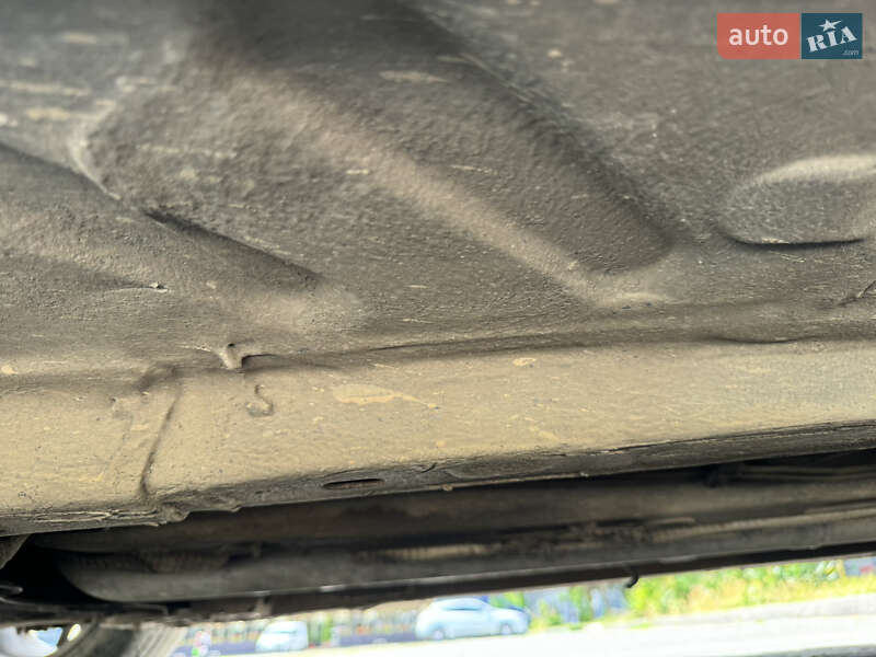 Лифтбек Renault Laguna 2001 в Черновцах фото 9 Лифтбек Renault Laguna 2001 в Черновцах