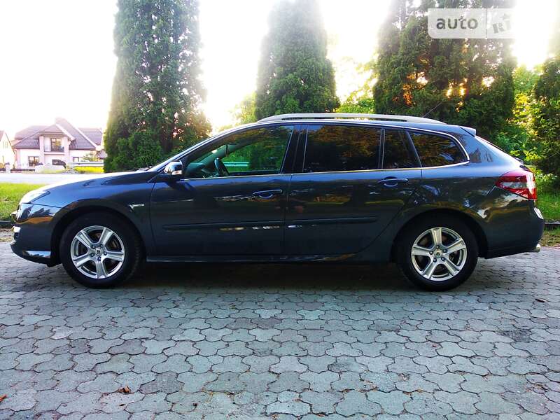 Универсал Renault Laguna 2013 в Дубно