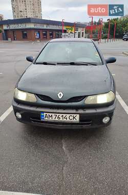 Ліфтбек Renault Laguna 2000 в 