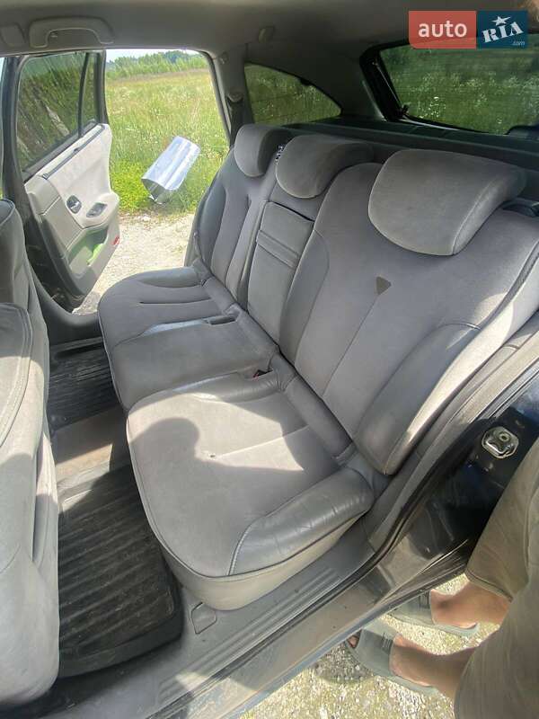 Універсал Renault Laguna 2002 в Львові фото 12 Універсал Renault Laguna 2002 в Львові