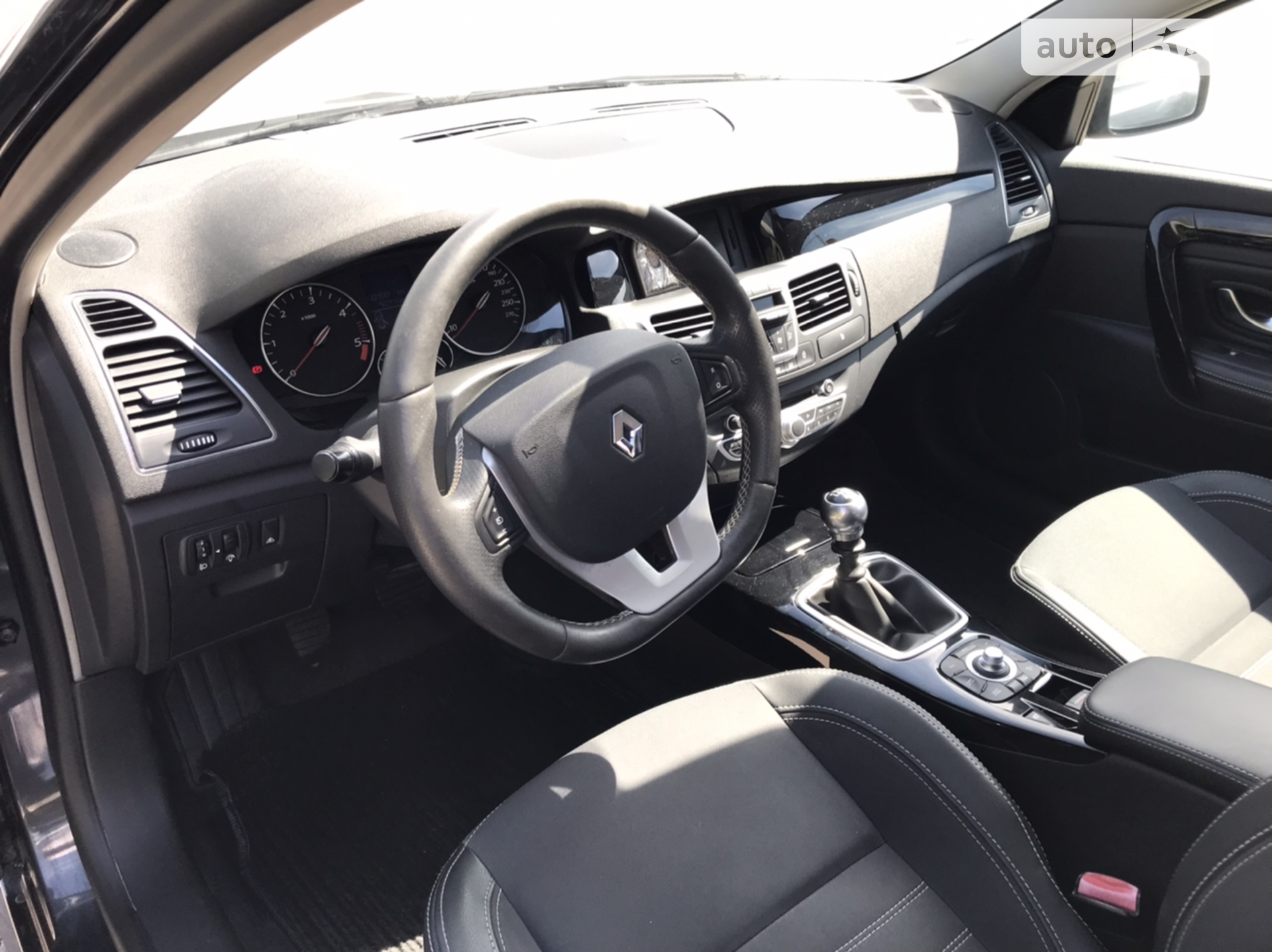 2011 Renault Laguna - мініатюра 22