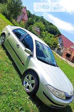 Ліфтбек Renault Laguna 2001 в Хусті