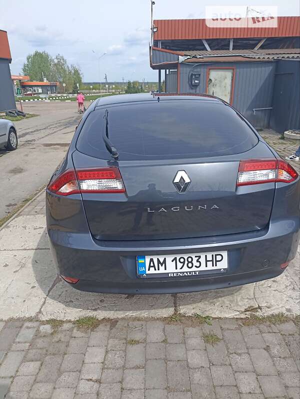 Лифтбек Renault Laguna 2011 в Овруче
