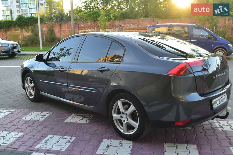 Лифтбек Renault Laguna 2008 в Львове
