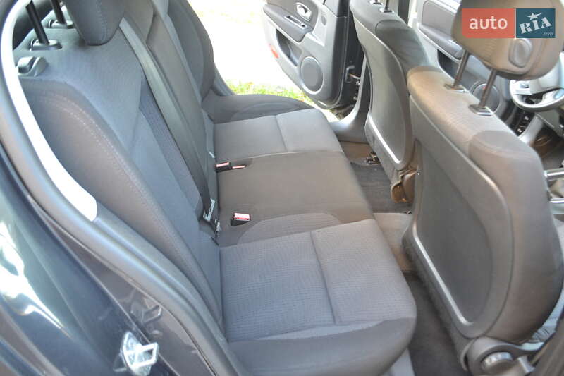 Лифтбек Renault Laguna 2008 в Львове