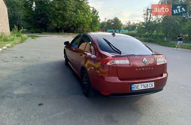 Лифтбек Renault Laguna 2007 в 