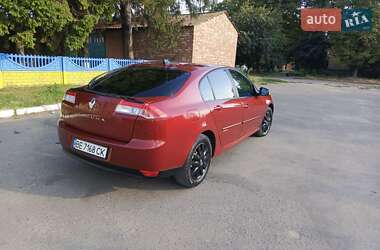 Лифтбек Renault Laguna 2007 в 