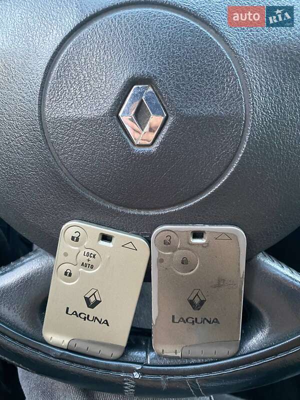 Лифтбек Renault Laguna 2005 в Киеве
