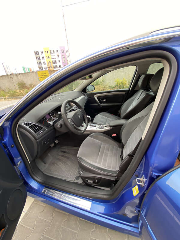 Универсал Renault Laguna 2011 в Святопетровское