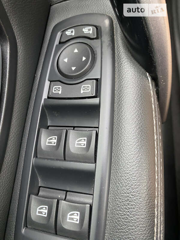 Универсал Renault Laguna 2011 в Святопетровское