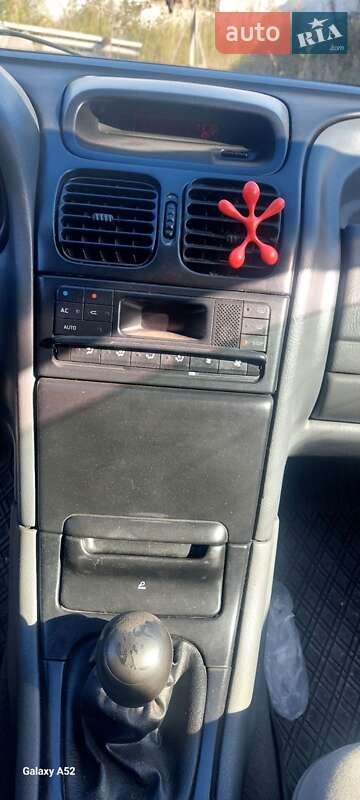 Универсал Renault Laguna 1998 в Малине