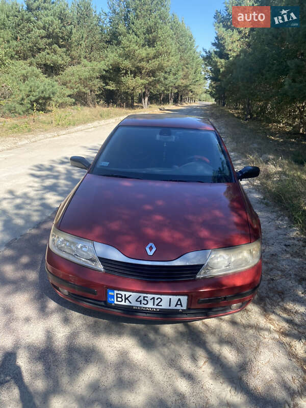 Лифтбек Renault Laguna 2001 в Вараше