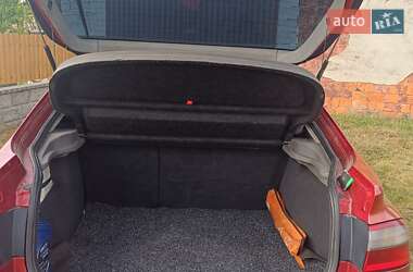 Лифтбек Renault Laguna 2001 в 