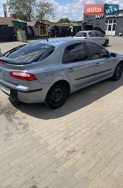 Лифтбек Renault Laguna 2004 в 