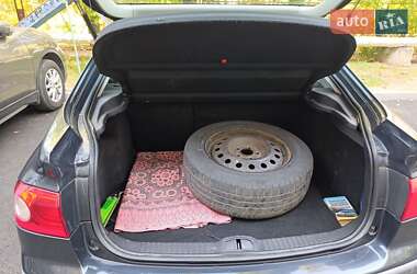 Лифтбек Renault Laguna 2007 в 