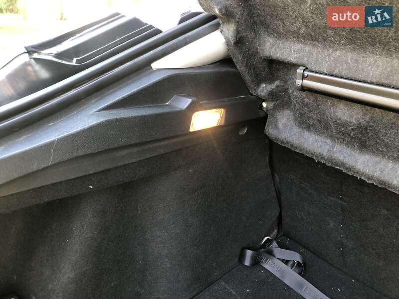 Ліфтбек Renault Laguna 2008 в Луцьку