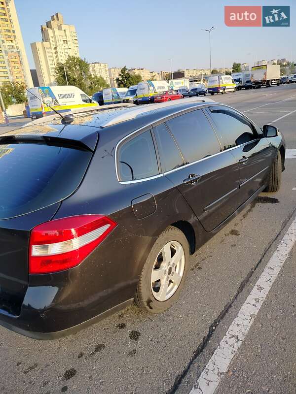 Универсал Renault Laguna 2010 в Киеве