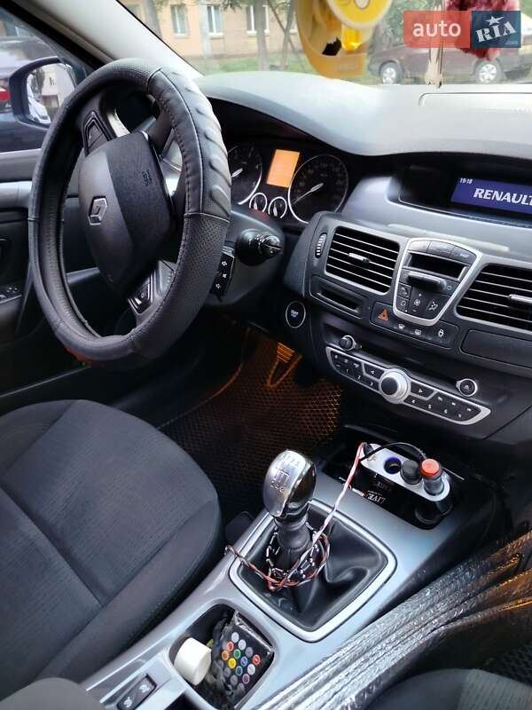 Универсал Renault Laguna 2010 в Киеве