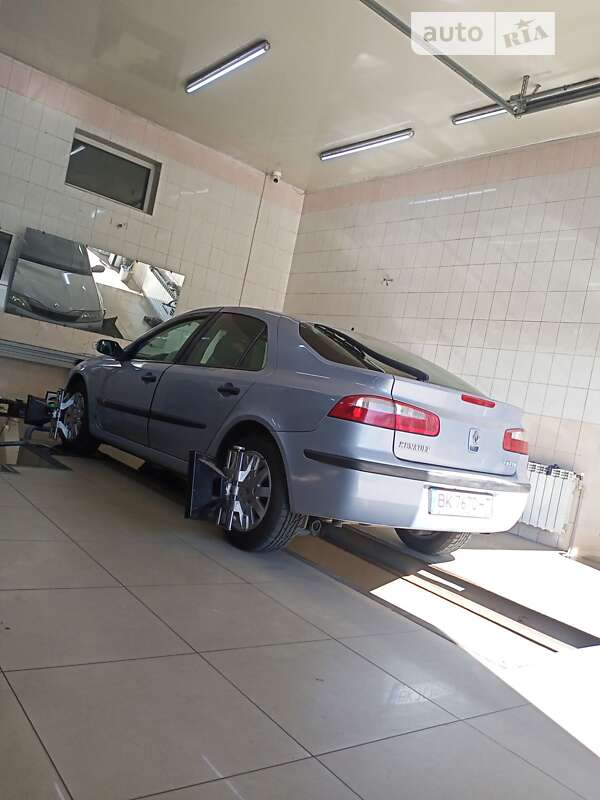 Лифтбек Renault Laguna 2001 в Ровно фото 2 Лифтбек Renault Laguna 2001 в Ровно