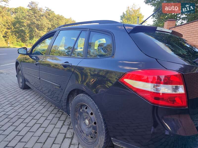 Універсал Renault Laguna 2010 в Красилові