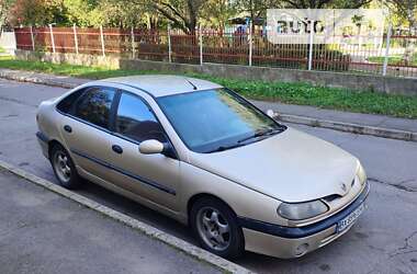 Ліфтбек Renault Laguna 1999 в Старокостянтинові