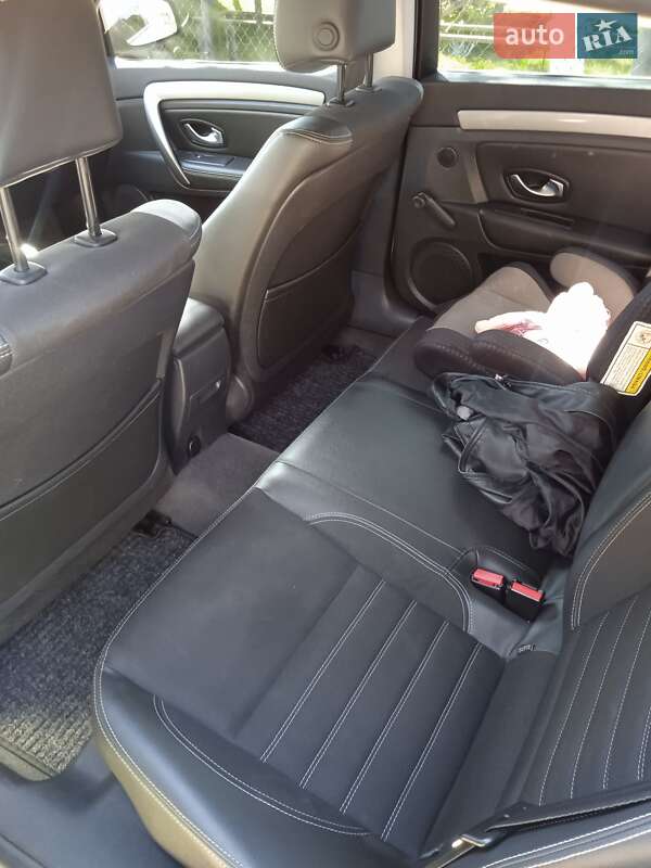 Универсал Renault Laguna 2012 в Стрые