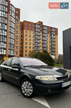 Ліфтбек Renault Laguna 2002 в Кам'янець-Подільському