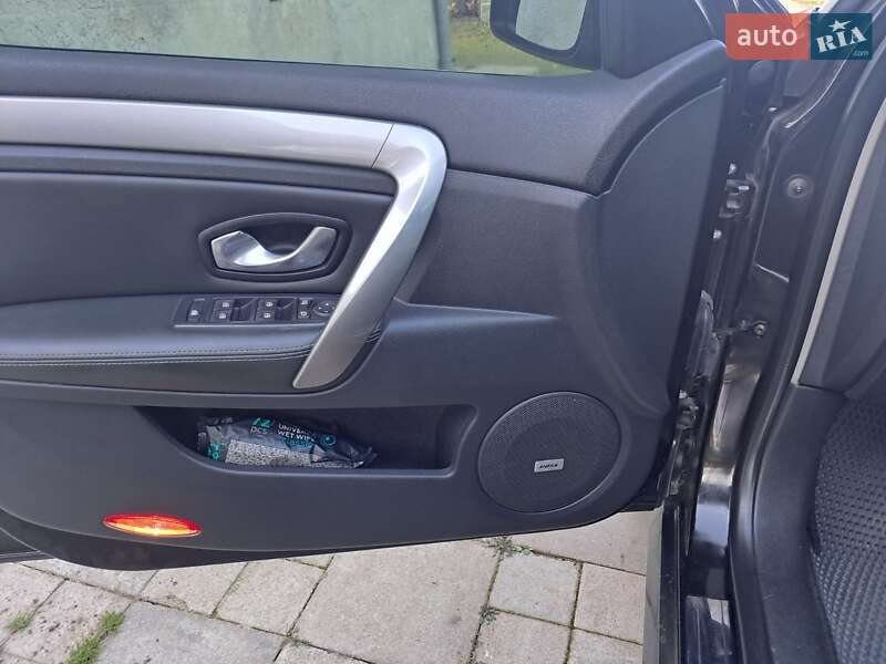 Универсал Renault Laguna 2011 в Пустомытах