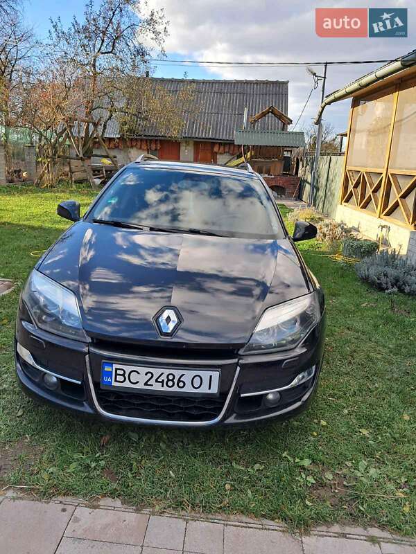 Универсал Renault Laguna 2011 в Пустомытах