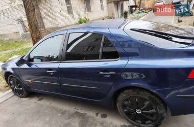 Лифтбек Renault Laguna 2001 в Славуте