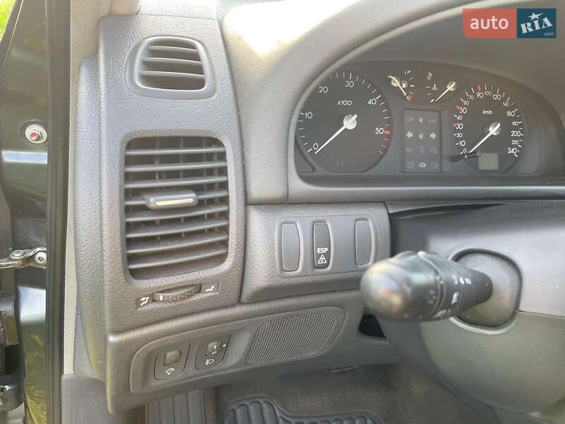 Універсал Renault Laguna 2003 в Бучі фото 31 Універсал Renault Laguna 2003 в Бучі