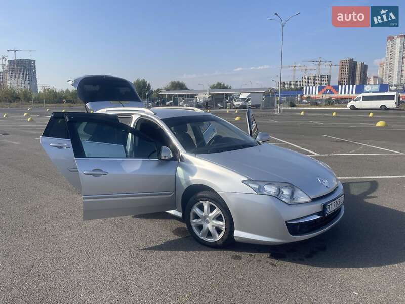 Универсал Renault Laguna 2010 в Киеве