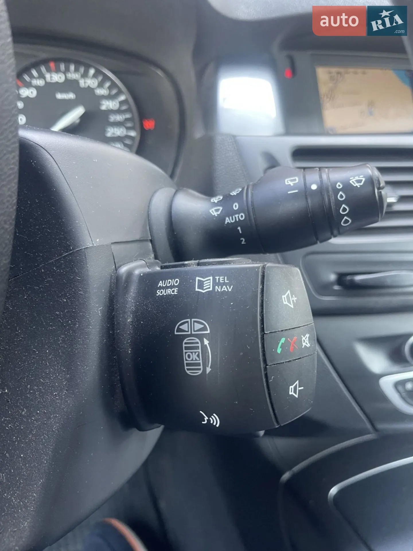 2010 Renault Laguna - мініатюра 40