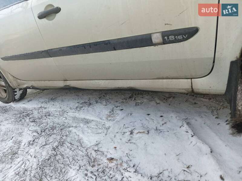 Универсал Renault Laguna 2004 в Новомосковске