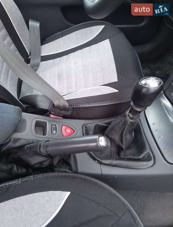 Універсал Renault Laguna 2002 в Кременці фото 37 Універсал Renault Laguna 2002 в Кременці