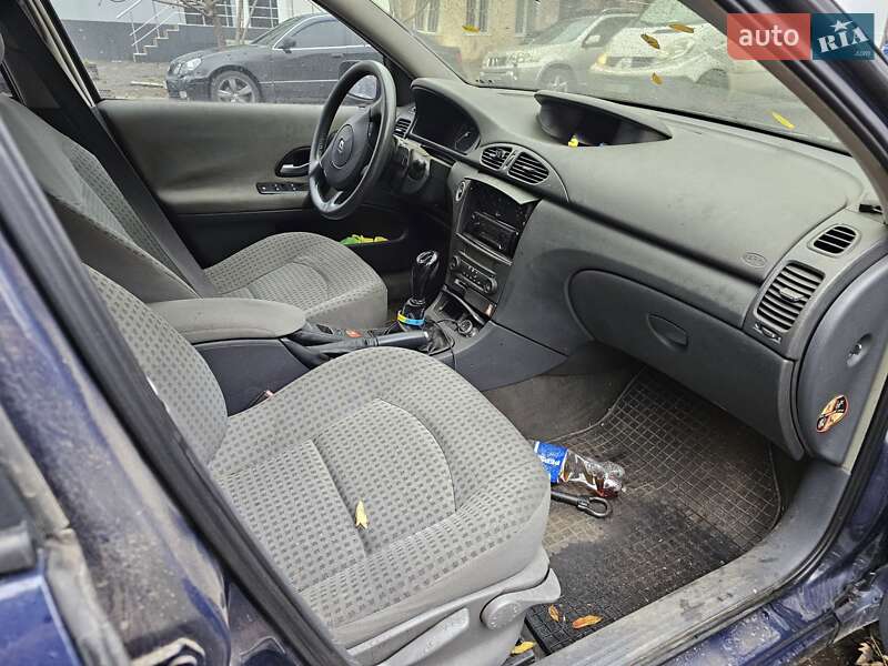 Универсал Renault Laguna 2003 в Одессе