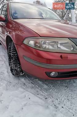 Ліфтбек Renault Laguna 2001 в Романіву