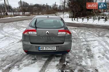 Лифтбек Renault Laguna 2009 в Калиновке