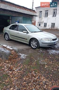 Лифтбек Renault Laguna 2003 в Славянске